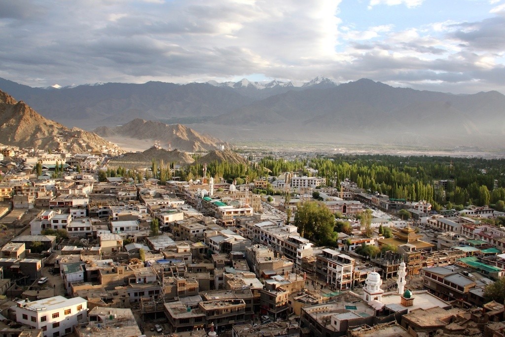 ตะลุยดินแดนโลกพระจันทร์ Leh-Ladakh