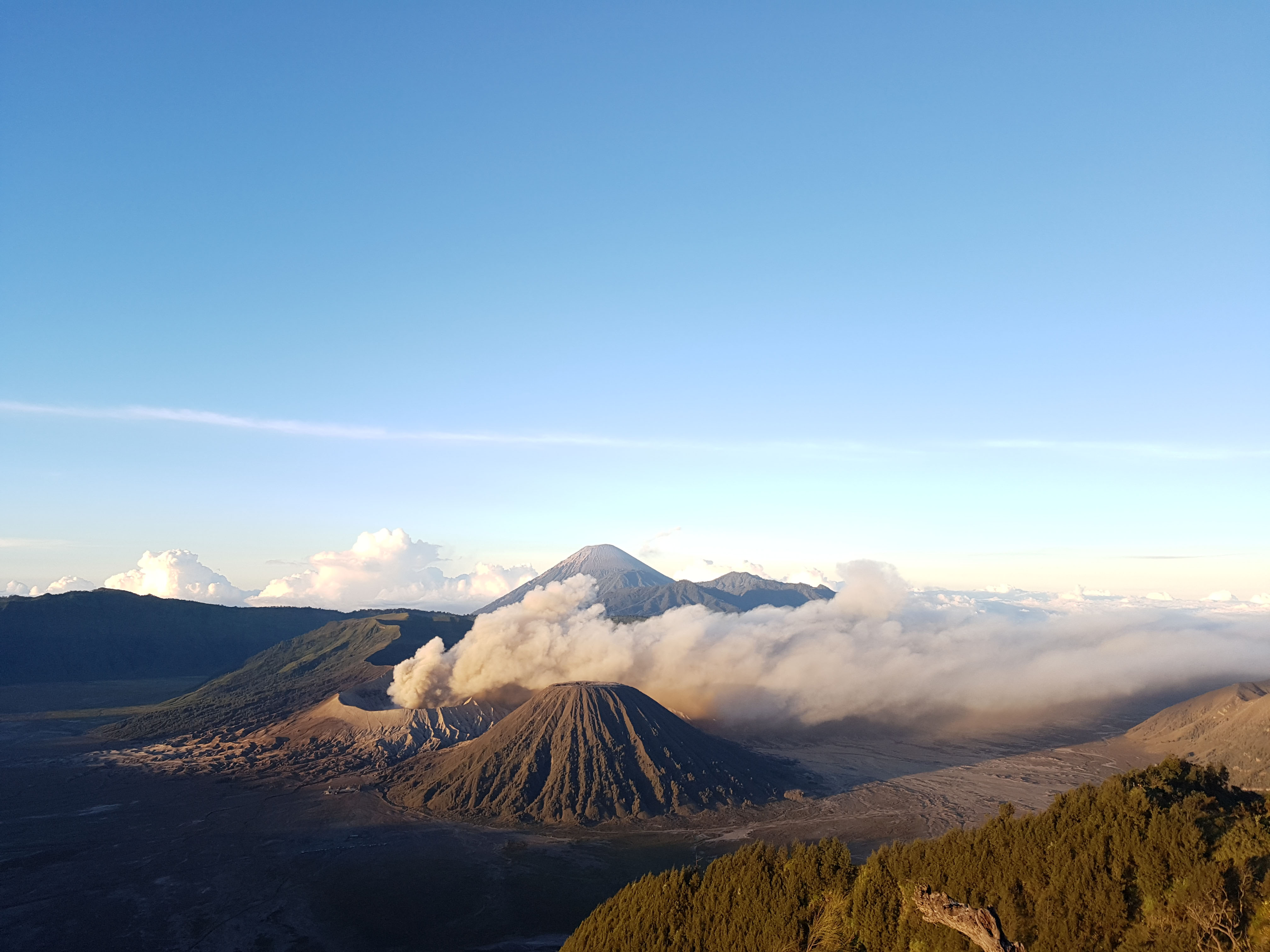 ADVENTURE AHEAD!!, Bromo-Ijen Indonesia