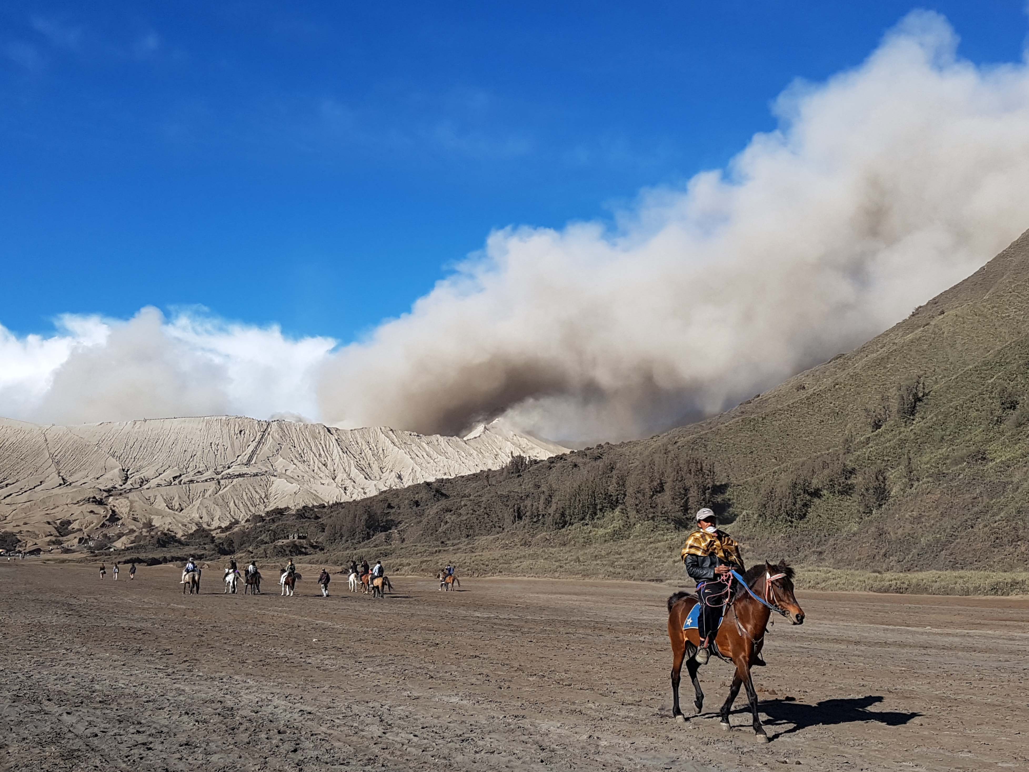 ADVENTURE AHEAD!!, Bromo-Ijen Indonesia