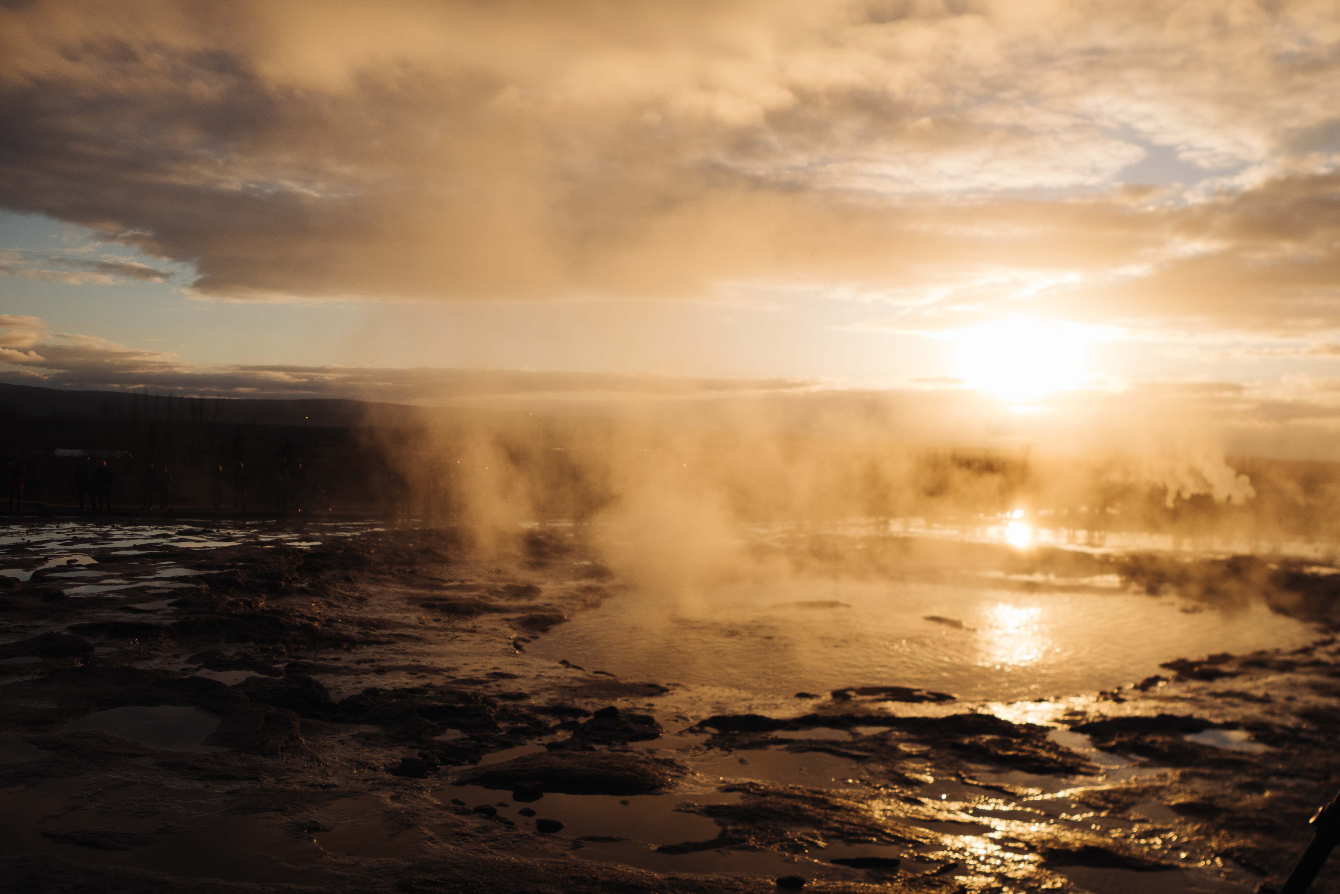 Compact Guide, to West Iceland.