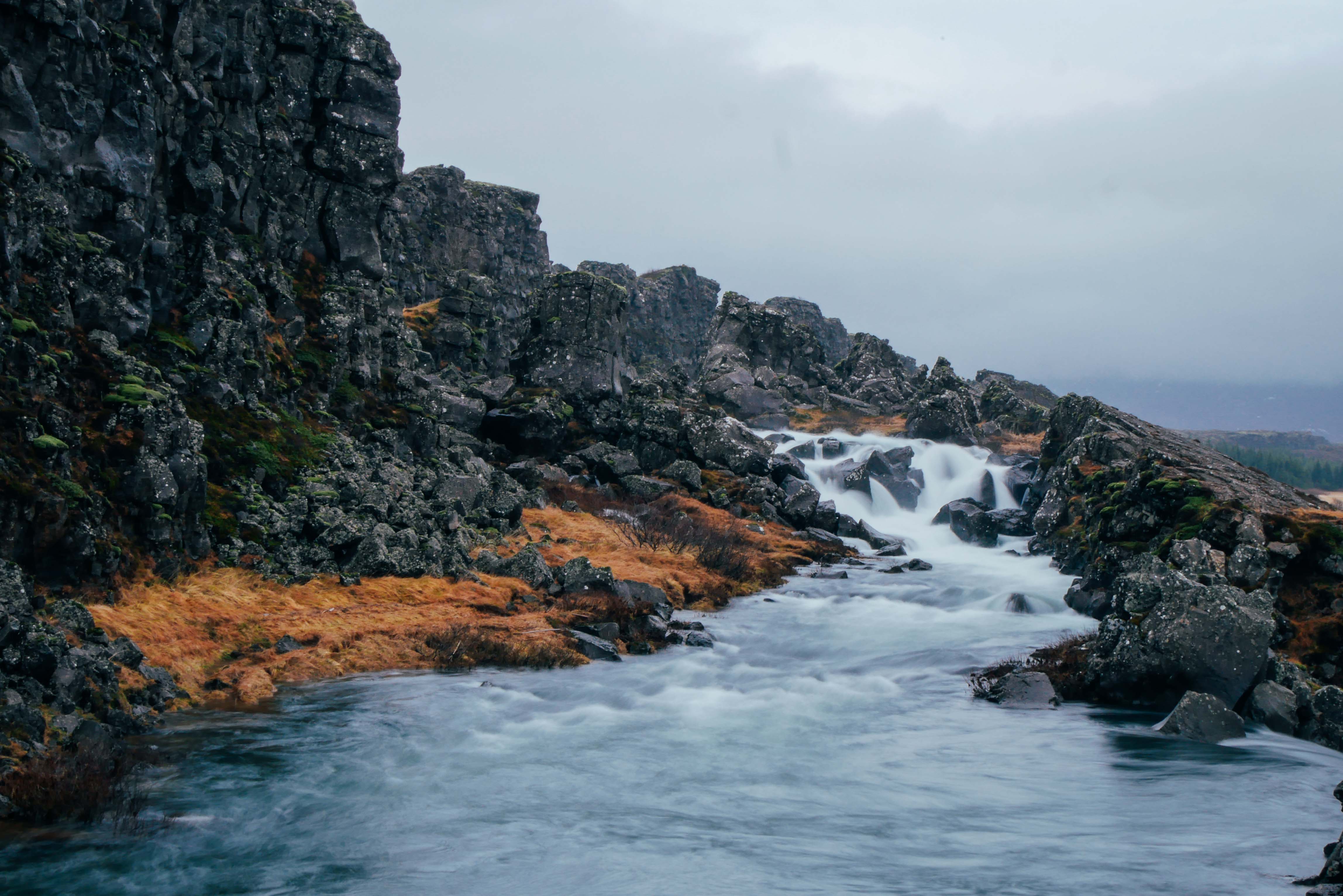 Compact Guide, to West Iceland.