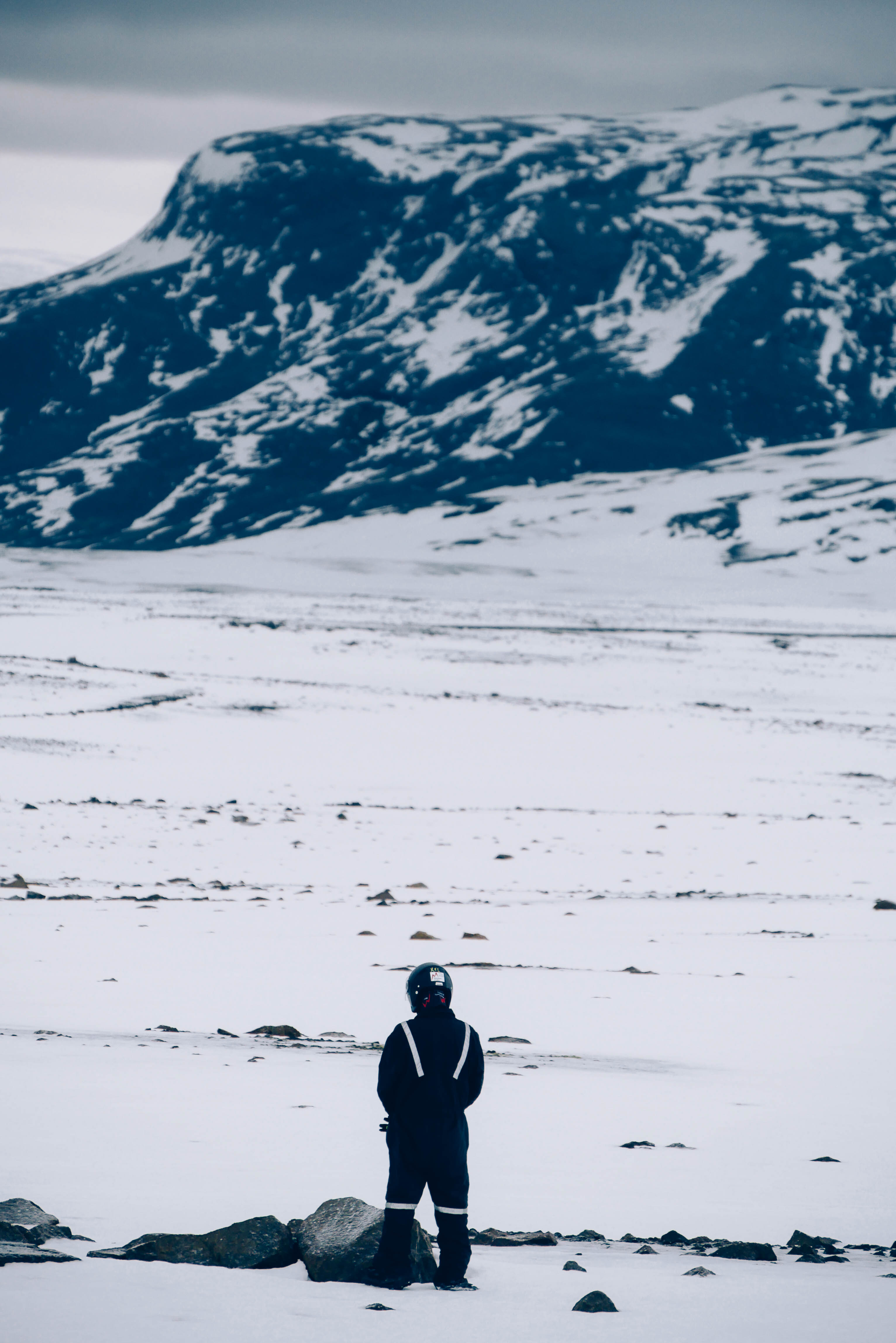 Compact Guide, to West Iceland.