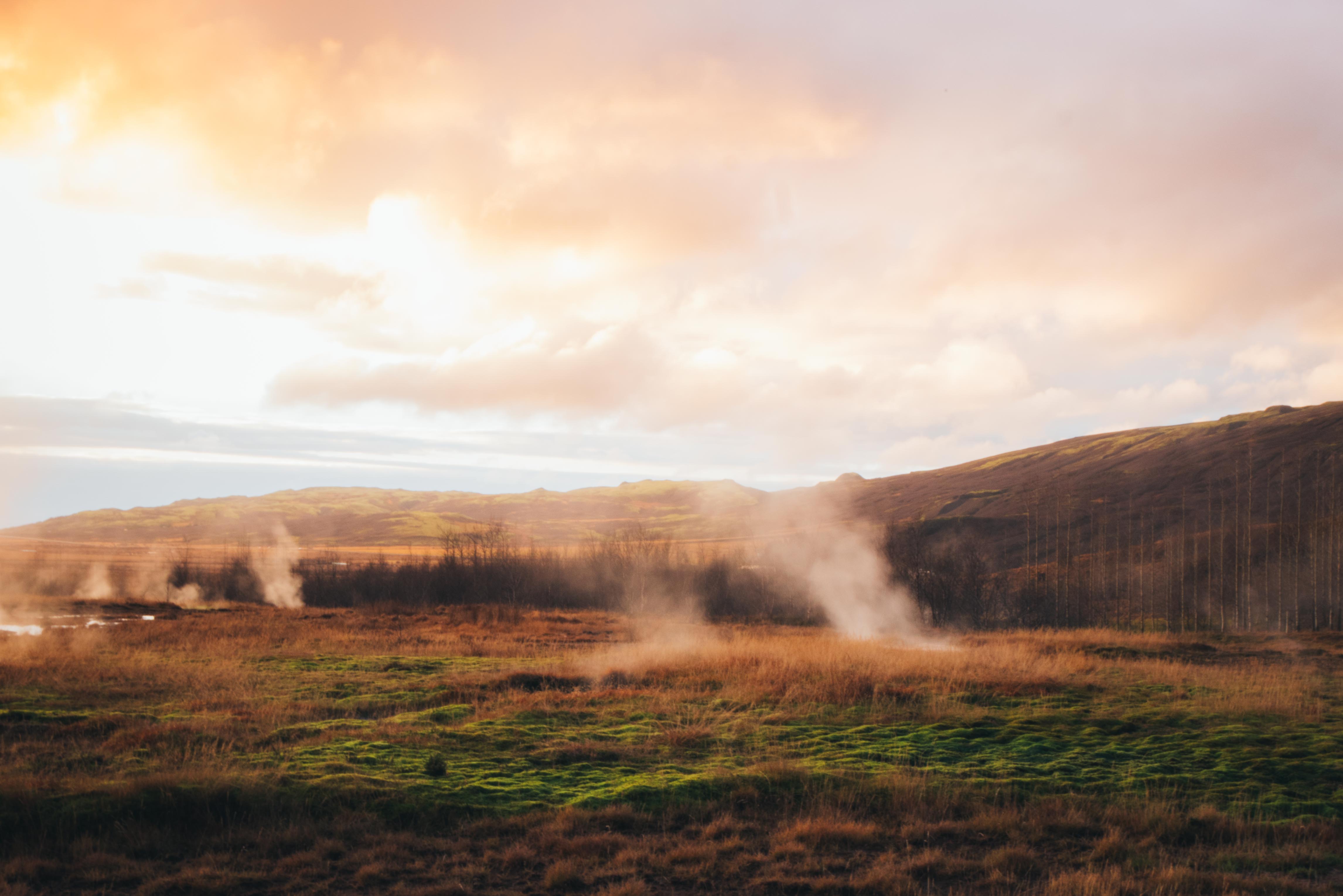 Compact Guide, to West Iceland.