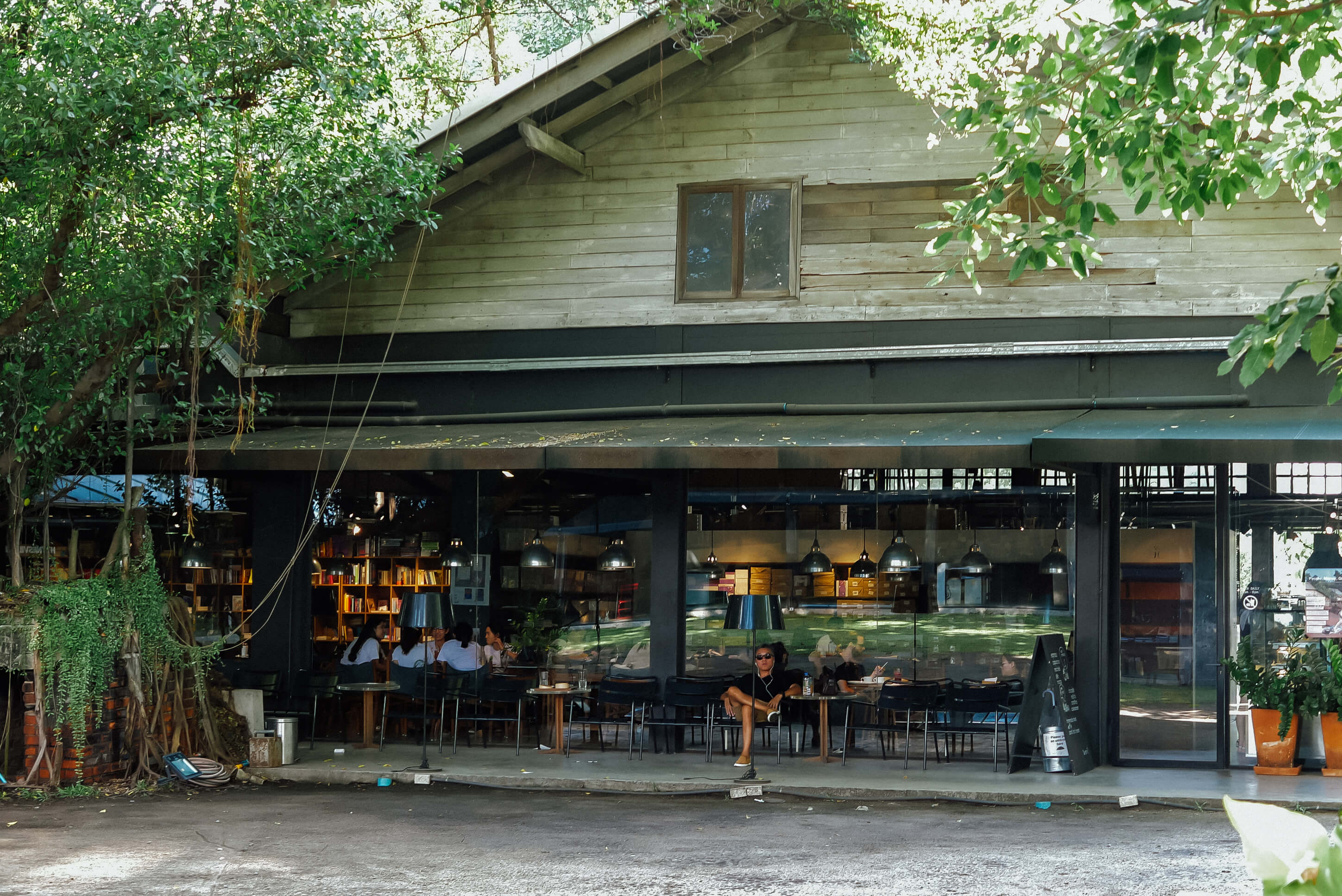 ธนบุรี ย่านที่มีความชิว ห่างจากกรุงเทพชั้นในแค่กั้นแม่น้ำ