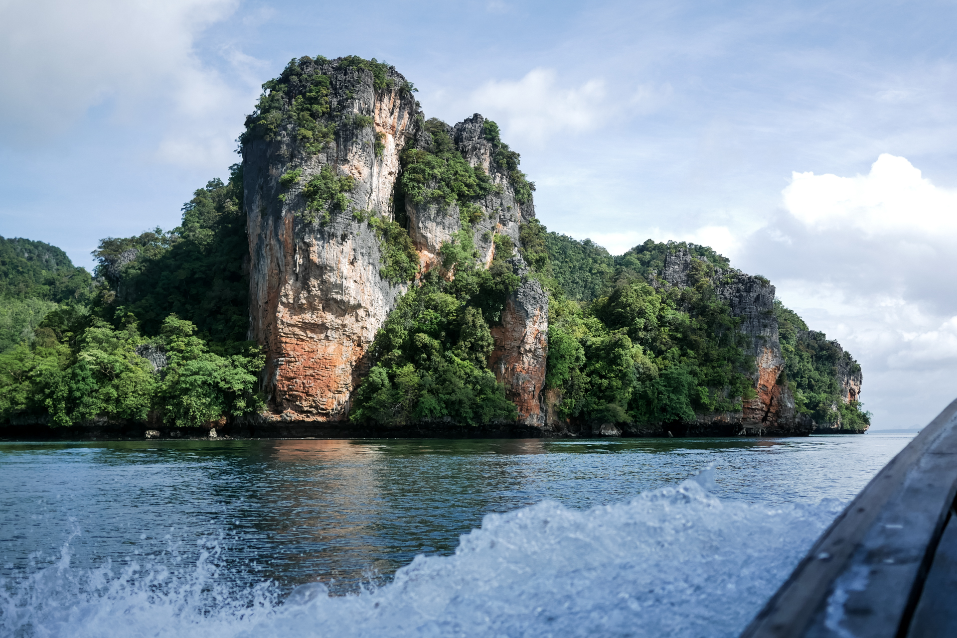 เกาะยาวน้อย ทริปใกล้ชิดธรรมชาติ สัมผัสวิถีชีวิตชุมชนชาวเกาะ