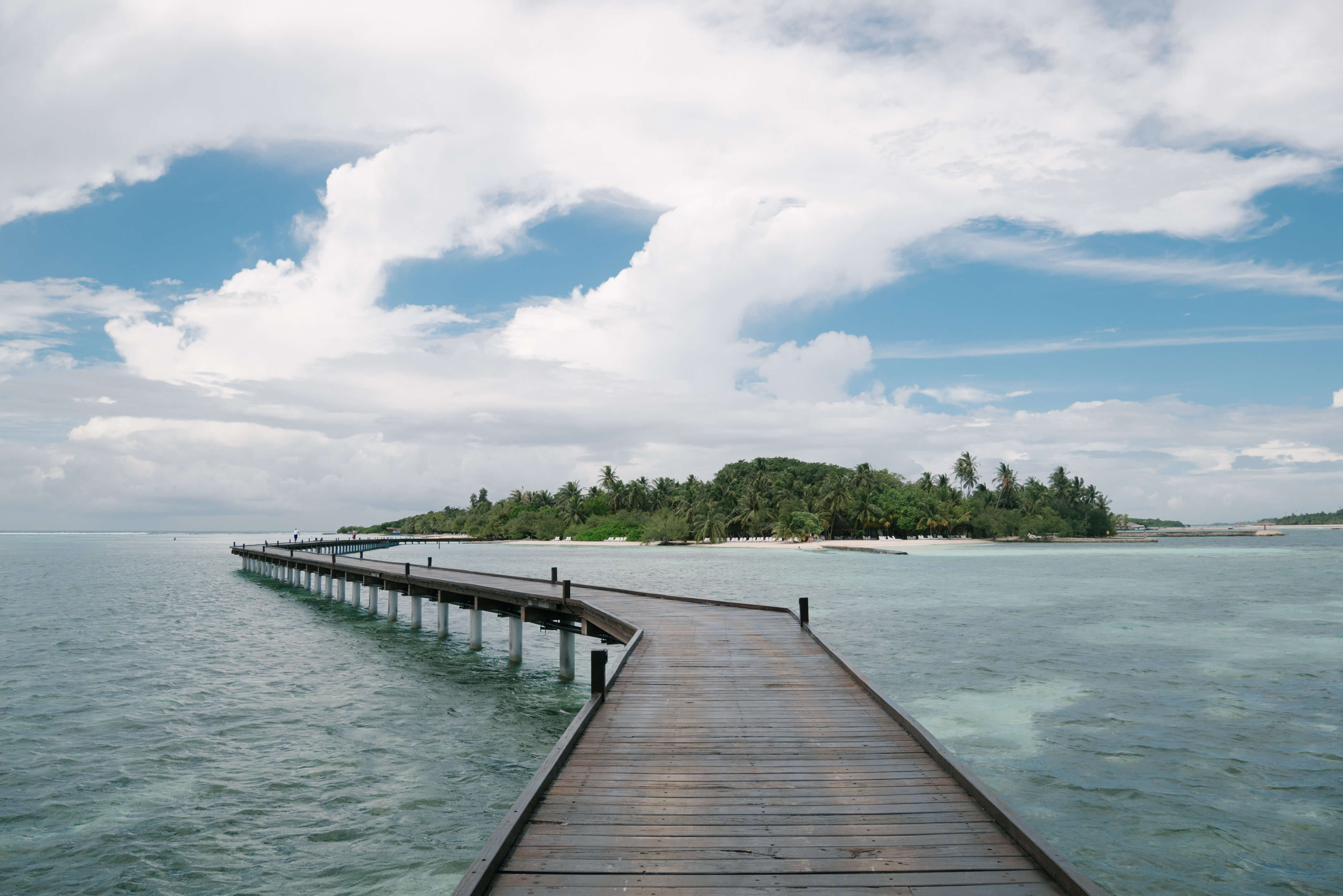 Maldives in the budget จ่ายเบาๆ ไปไกลถึงมัลดีฟส์!