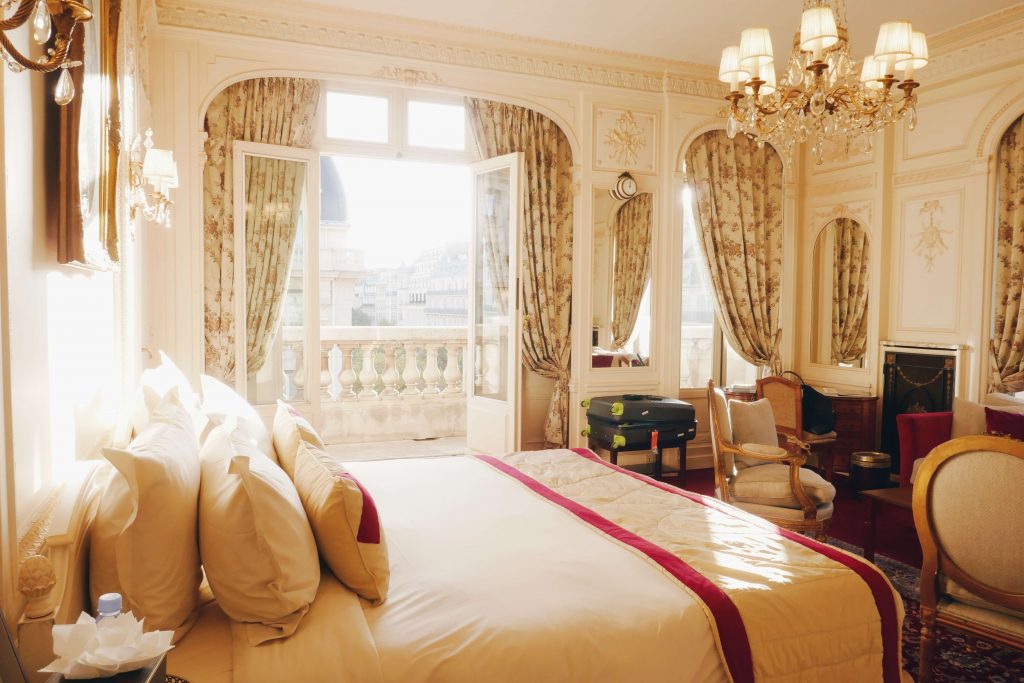 Paris Stay! เดินชิวๆ นอนโรงแรมเก๋ ใช้ชีวิตสวยๆที่ปารีสกัน