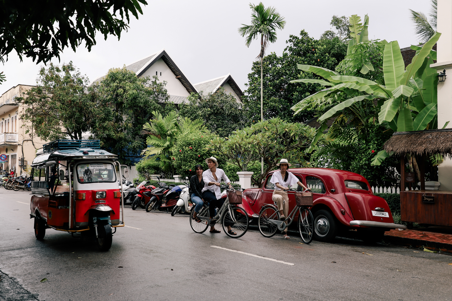 GO OFFLINE IN LUANG PRABANG, Laos