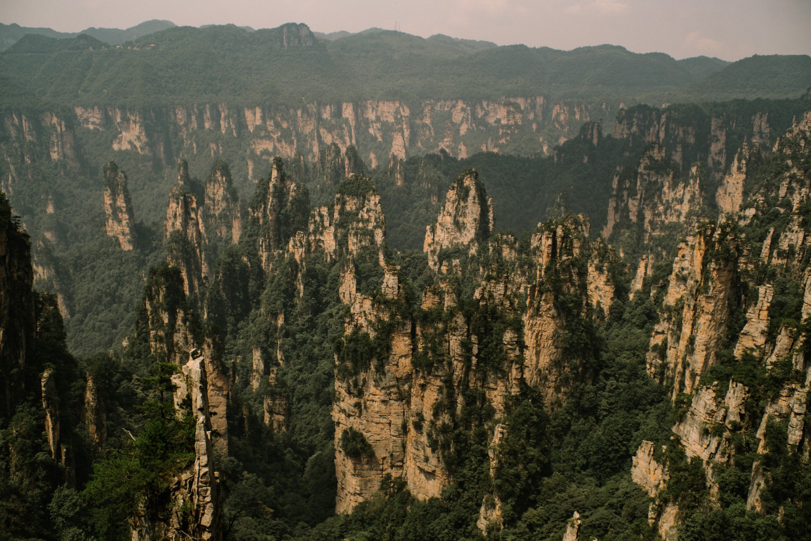 China Like Never Before, Changsha Zhangjiajie Fenghuang