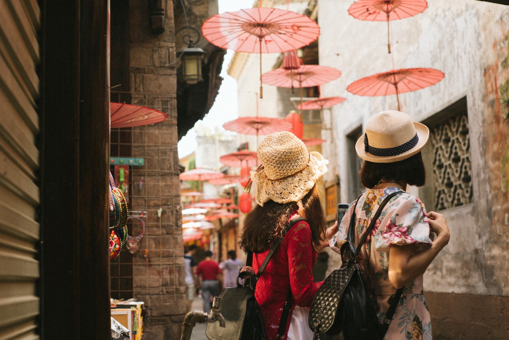 China Like Never Before, Changsha Zhangjiajie Fenghuang