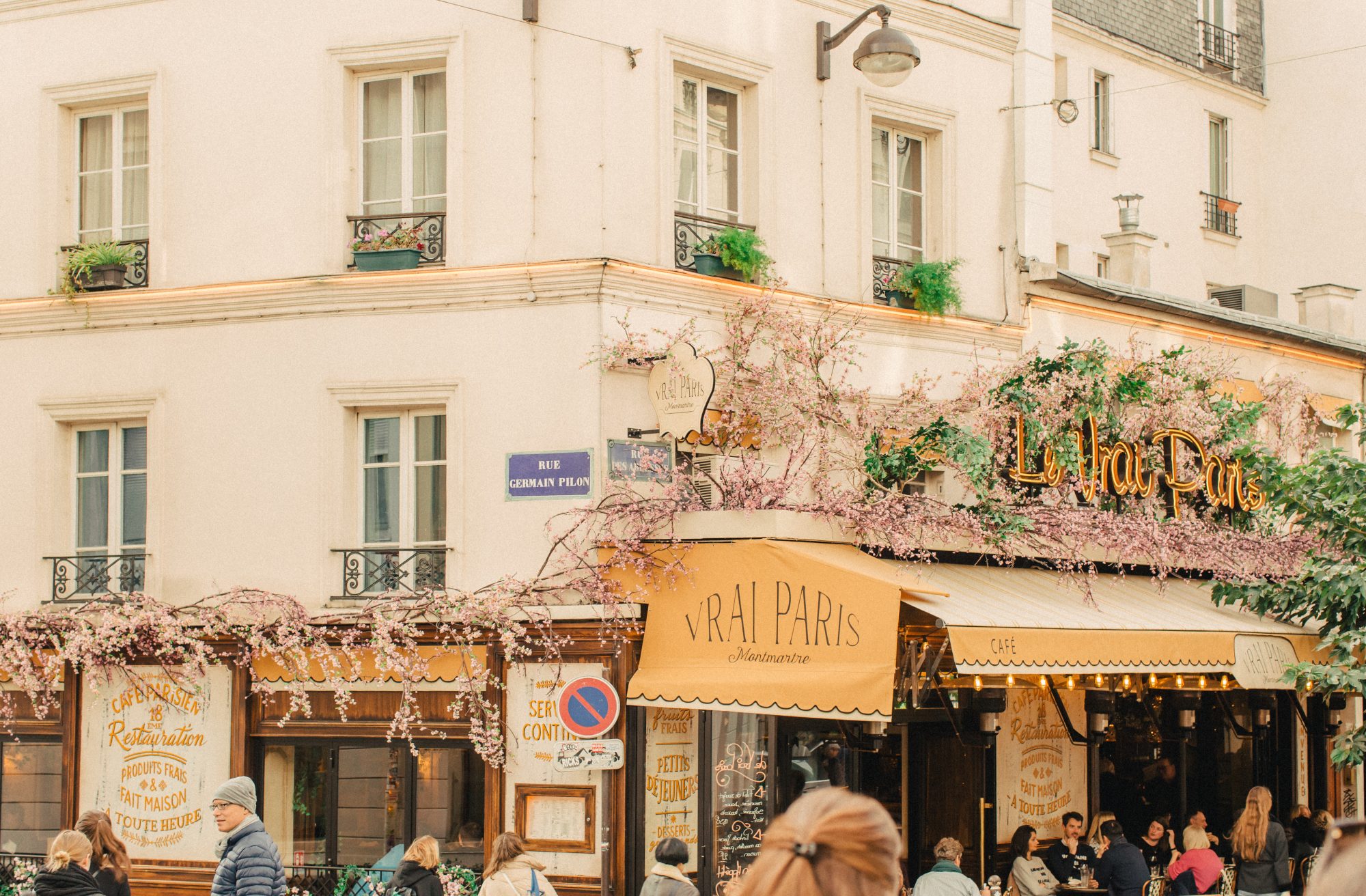 Travel as a gift to life, PARIS.