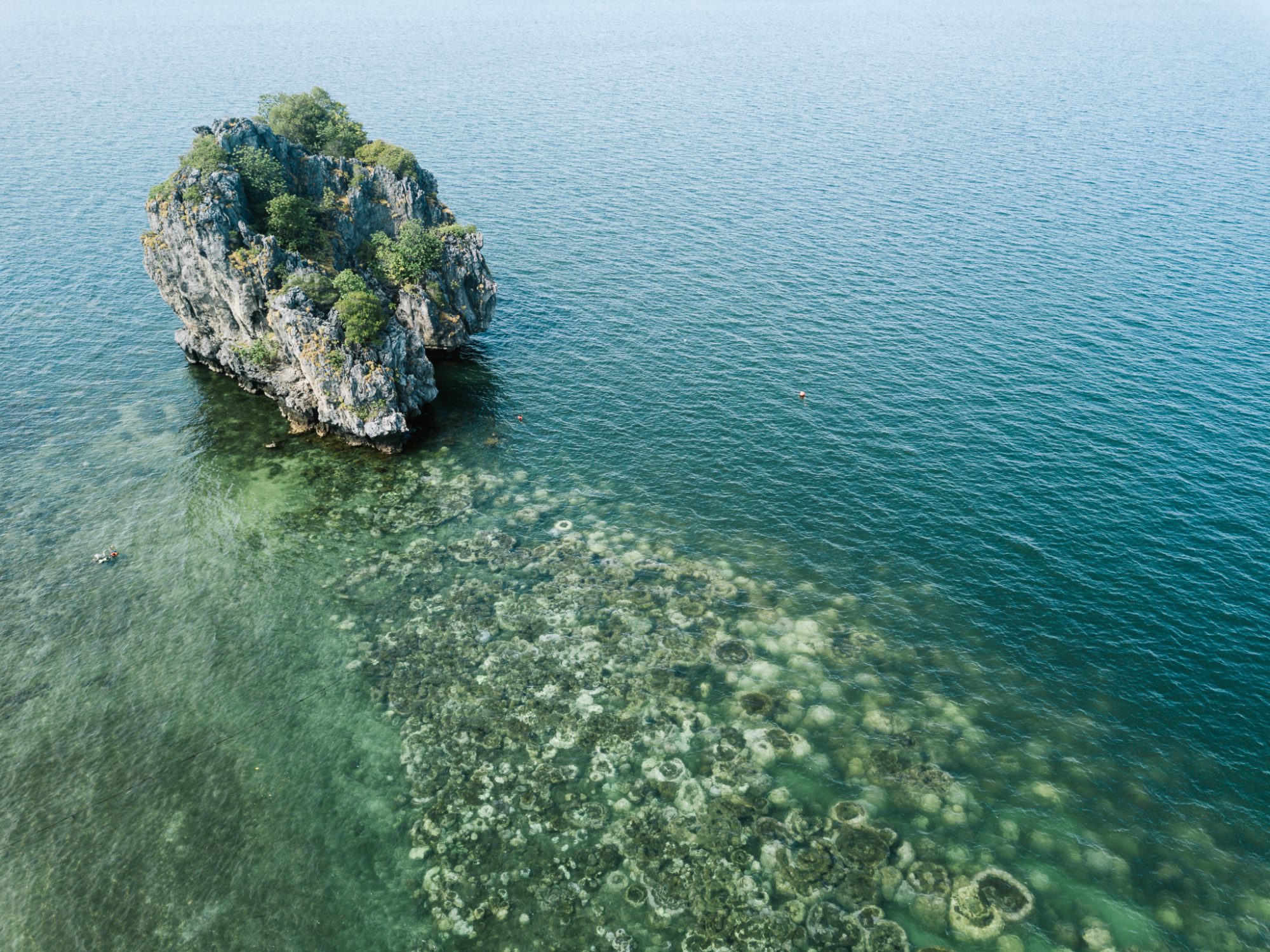 ชุมพร&#8217; หาดสวย ทะเลใส เที่ยวสนุกคุ้มวันลาในวันธรรมดากับเมืองรองที่ห้ามมองข้าม!