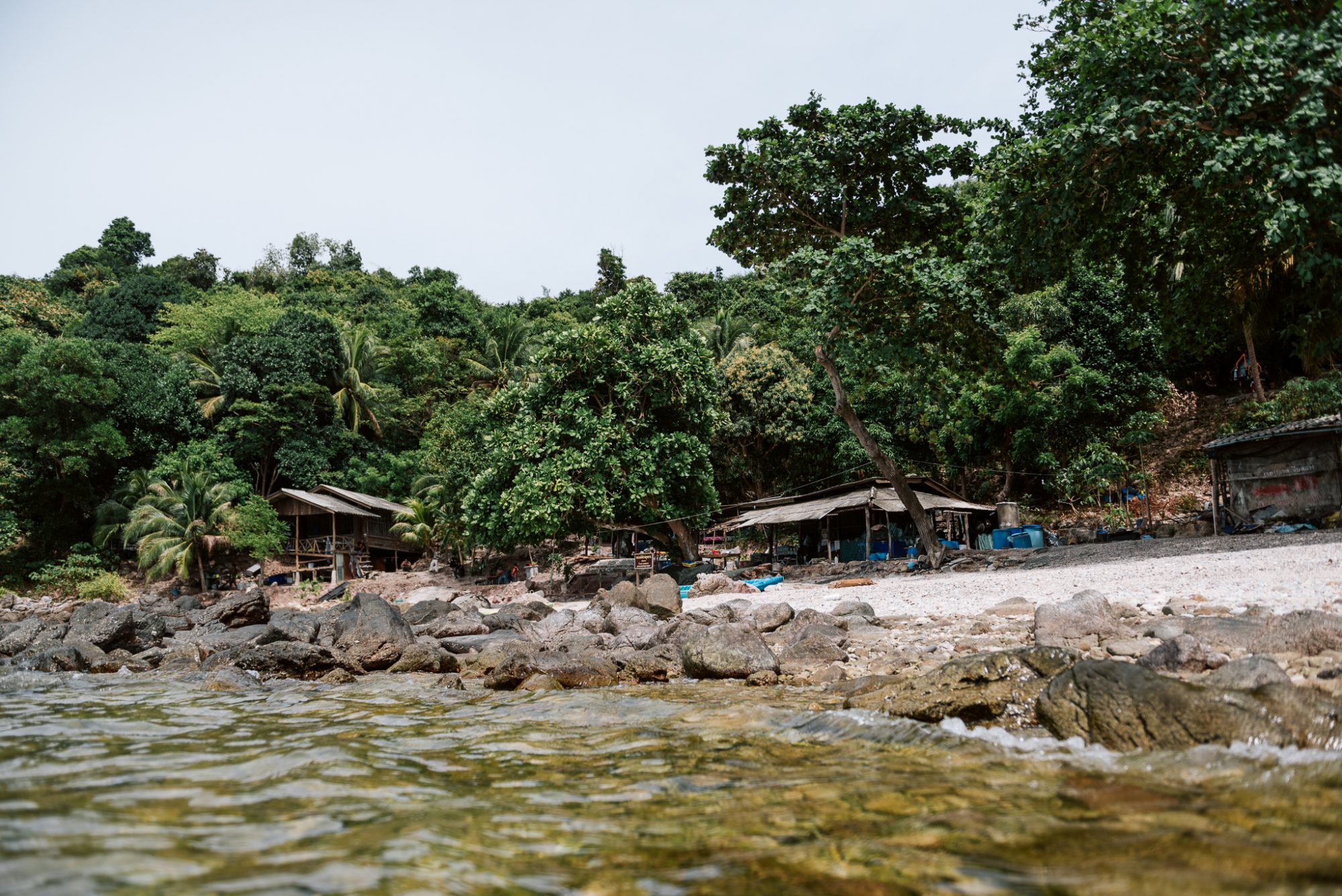 ชุมพร&#8217; หาดสวย ทะเลใส เที่ยวสนุกคุ้มวันลาในวันธรรมดากับเมืองรองที่ห้ามมองข้าม!