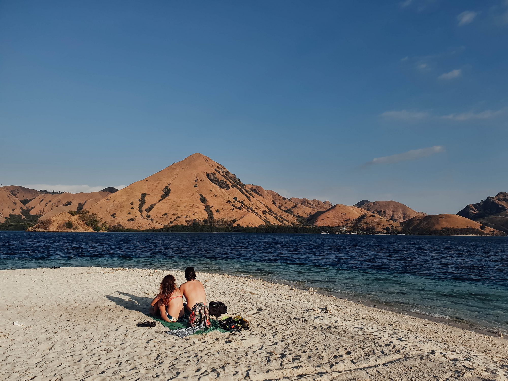 Live in No Land, Komodo &#8211; Flores Island!