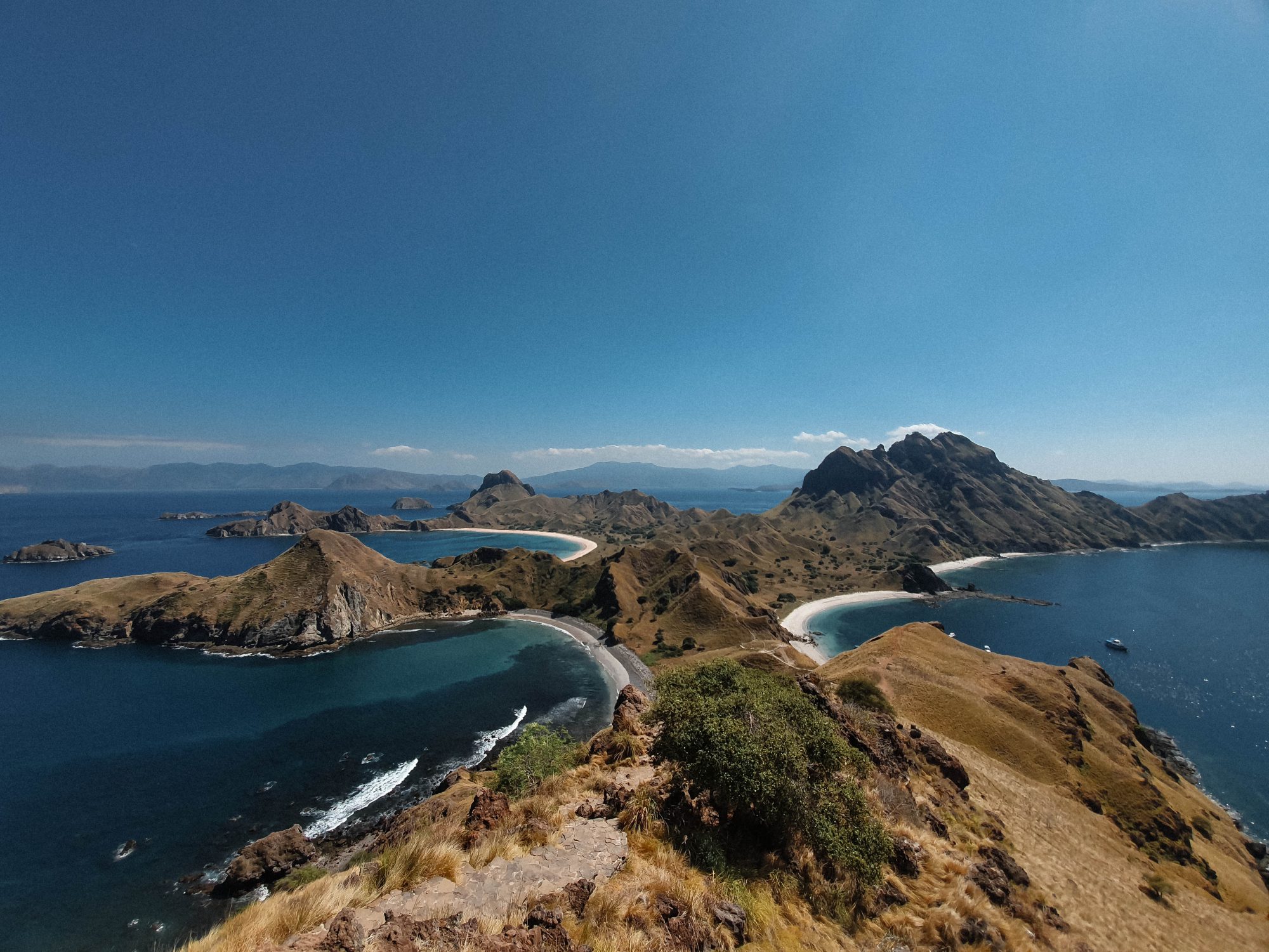 Live in No Land, Komodo &#8211; Flores Island!