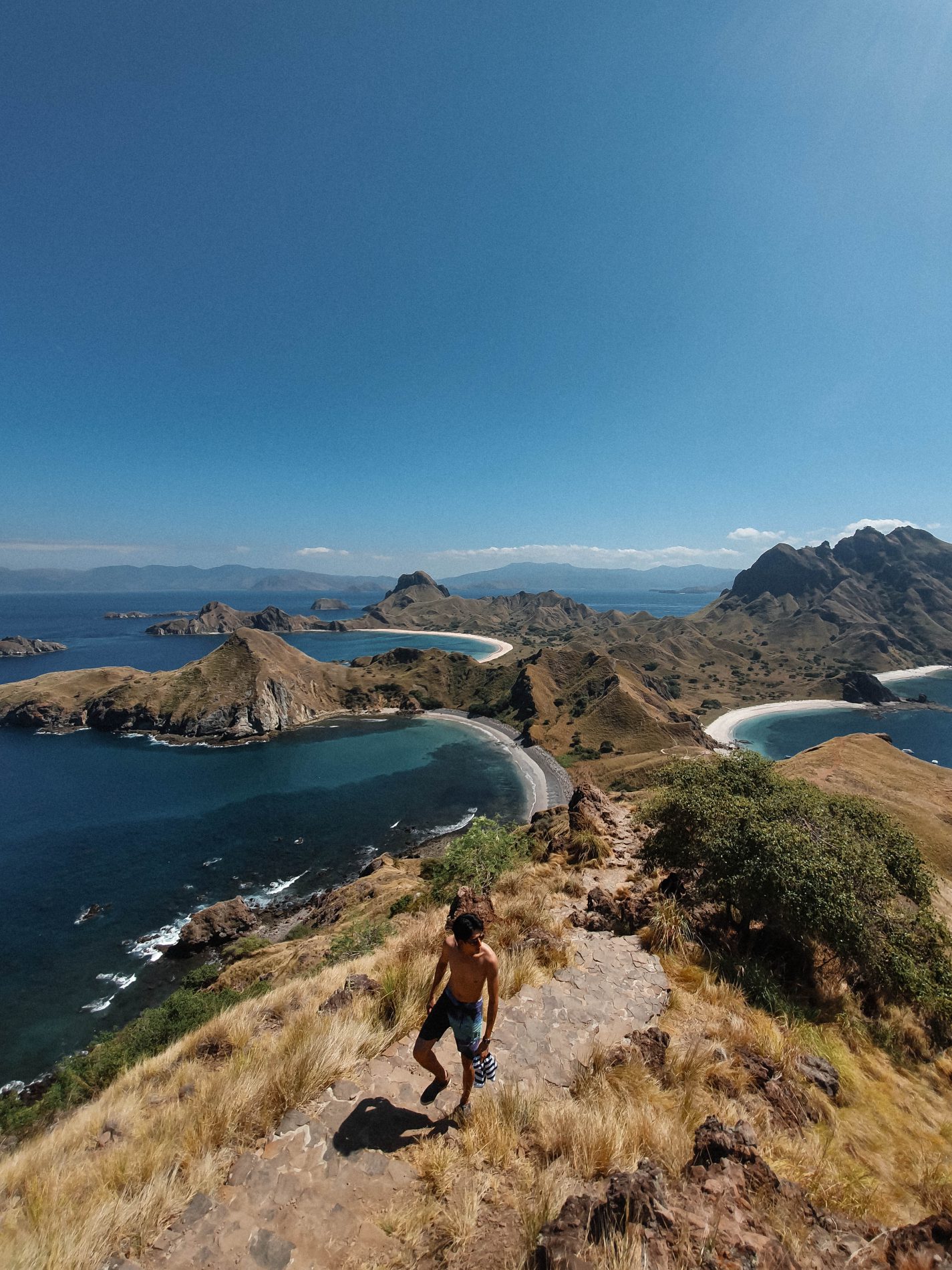 Live in No Land, Komodo &#8211; Flores Island!