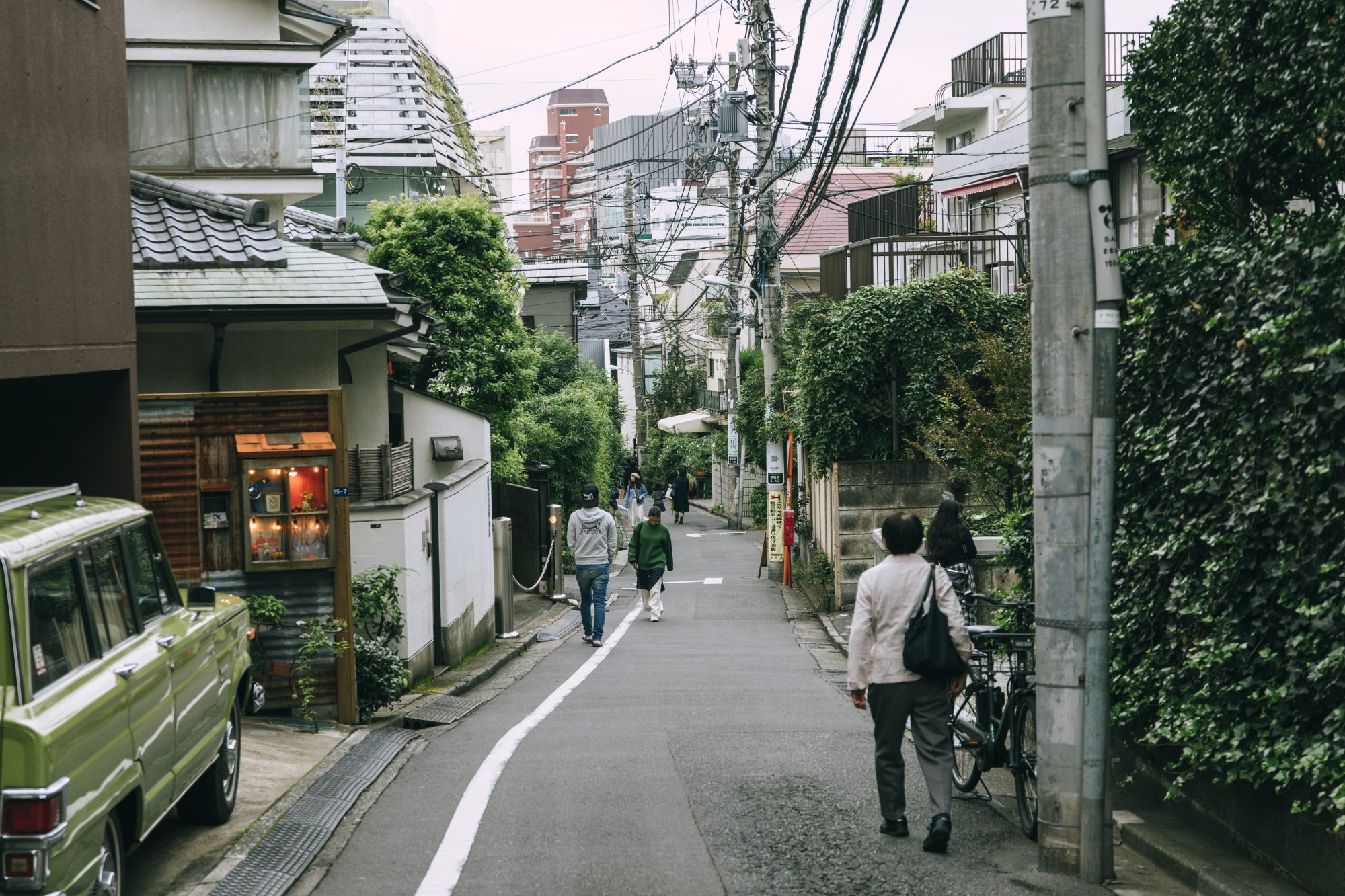 ONE BUSY DAY IN TOKYO.