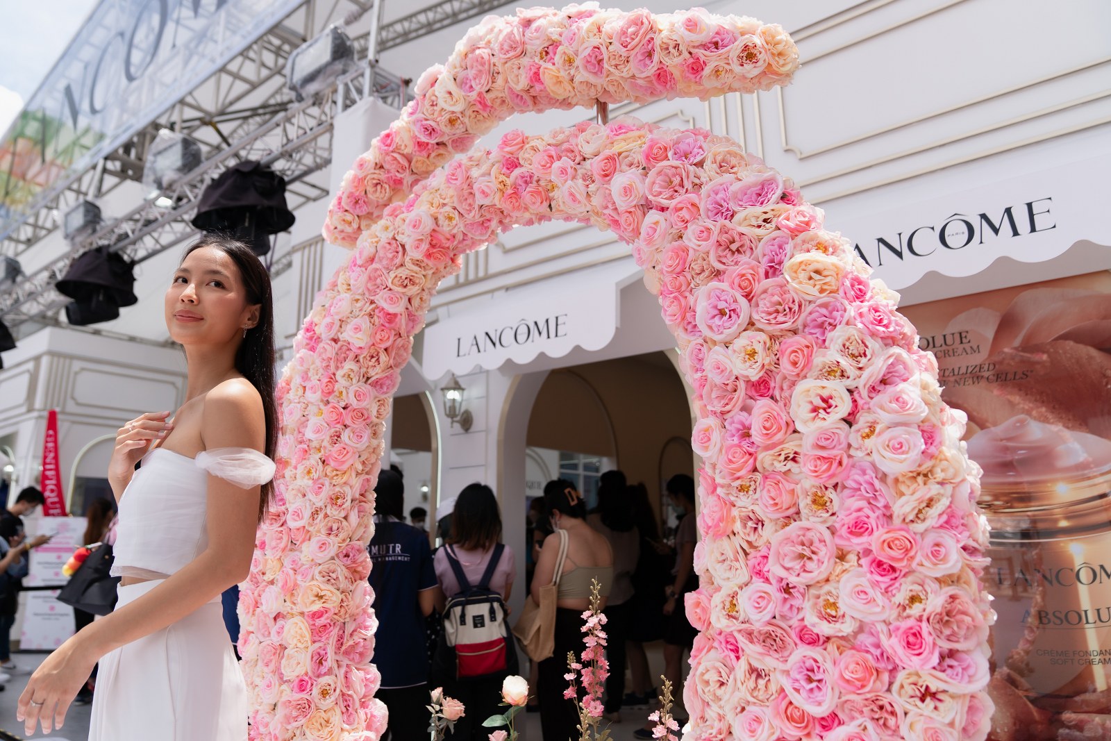 &#8216;Lancôme HAPPINESS&#8217; From Paris To Bangkok.