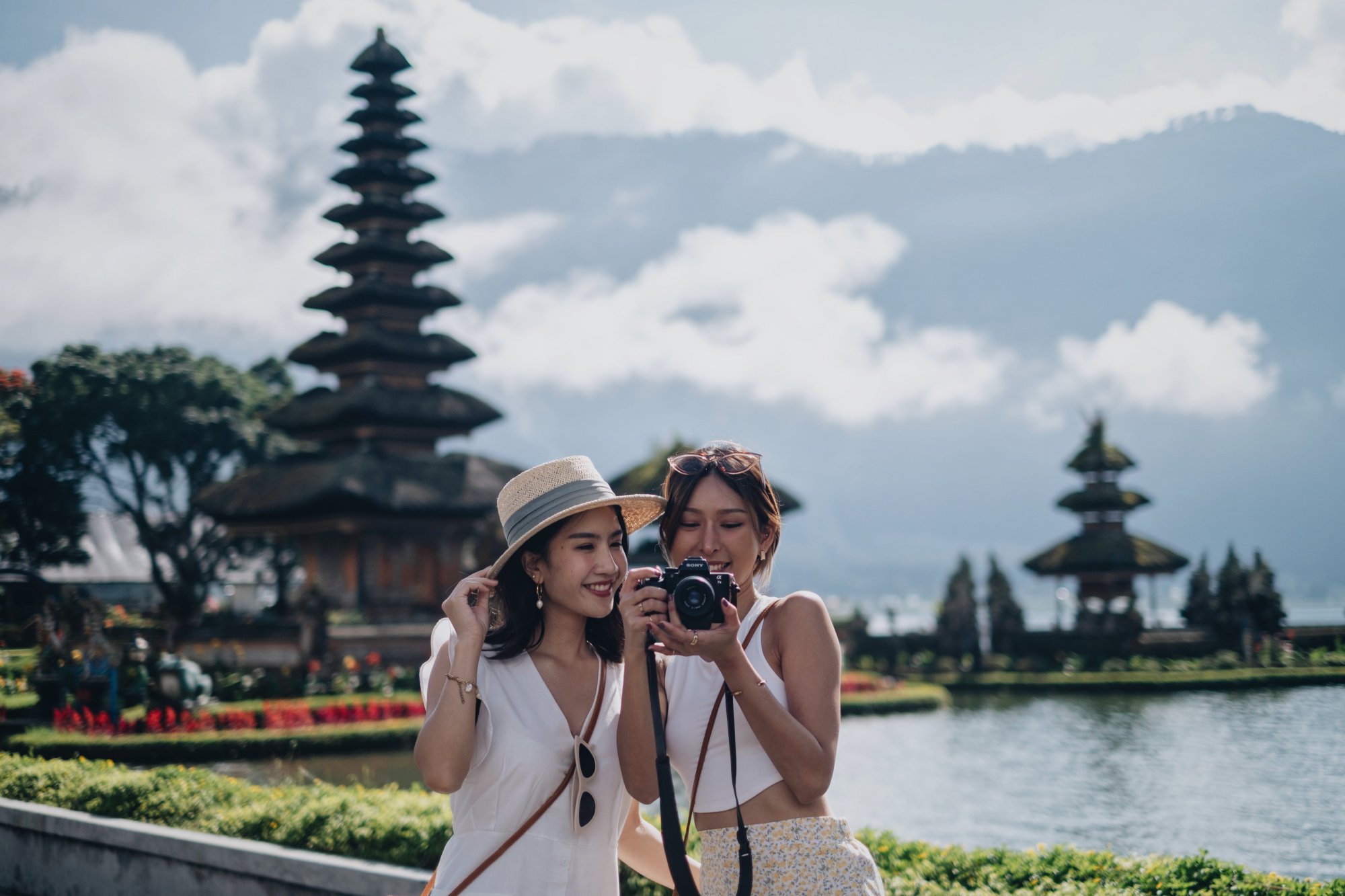 Immerse yourself in BALI Vibes.